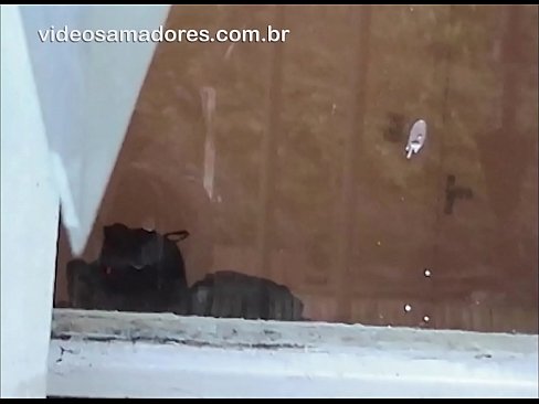 ❤️ Omu cornu chì fighjula a so fidanzata cù un altru tippu, registrendu un video di cazzo senza disturbà a coppia ❤️❌ Sessu à porn co.sexonfire.ru ﹏